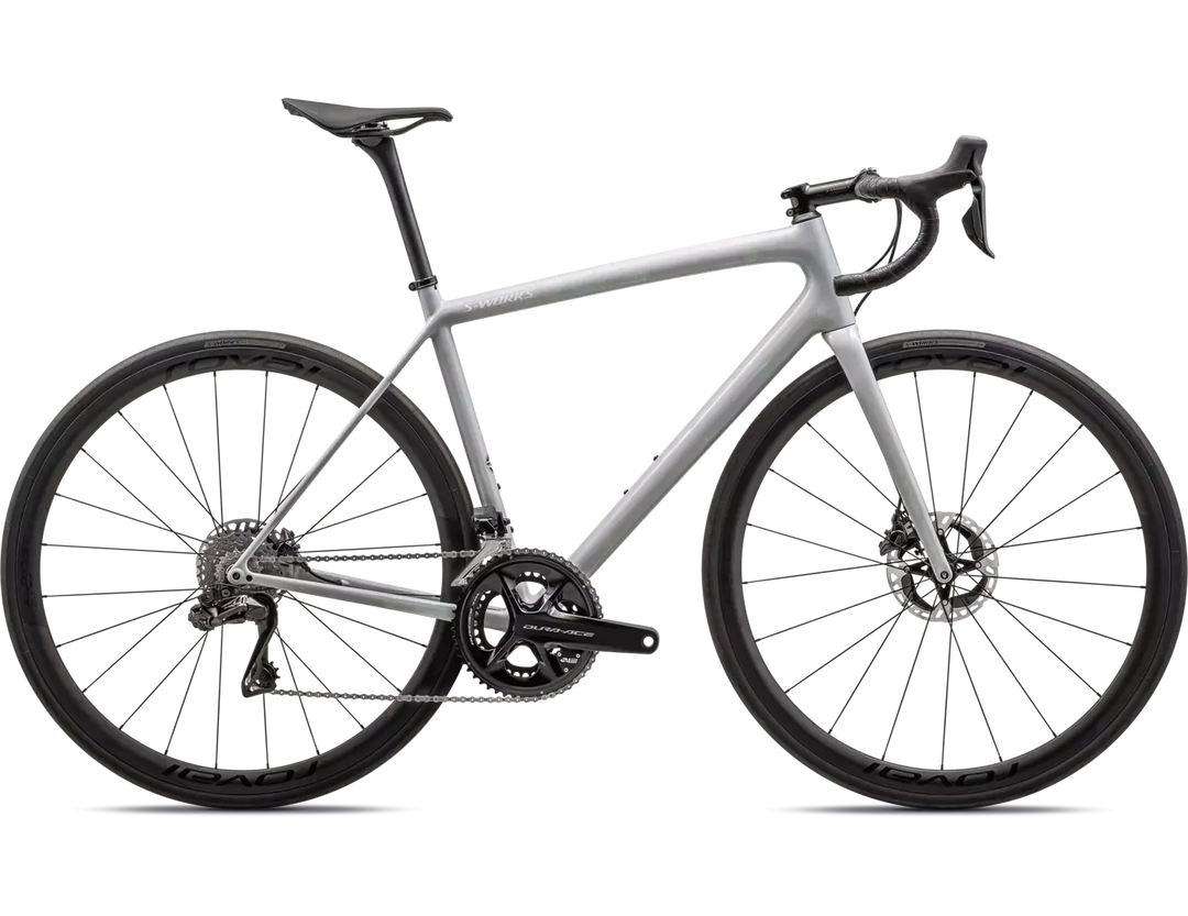 2023 Specialized Aethos - A masterpiece of road cycling in pure white colour